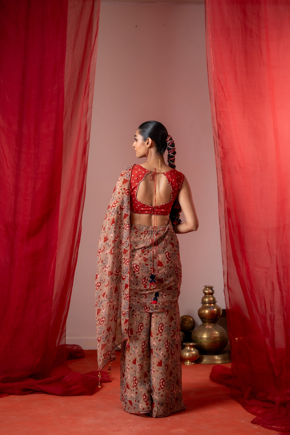 ROSHNI SAREE WITH UNSTITCHED BLOUSE PIECES