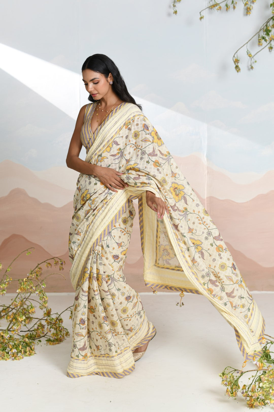 WOMEN'S BEIGE COTTON DOBBY BLOOMLINE SAREE SET