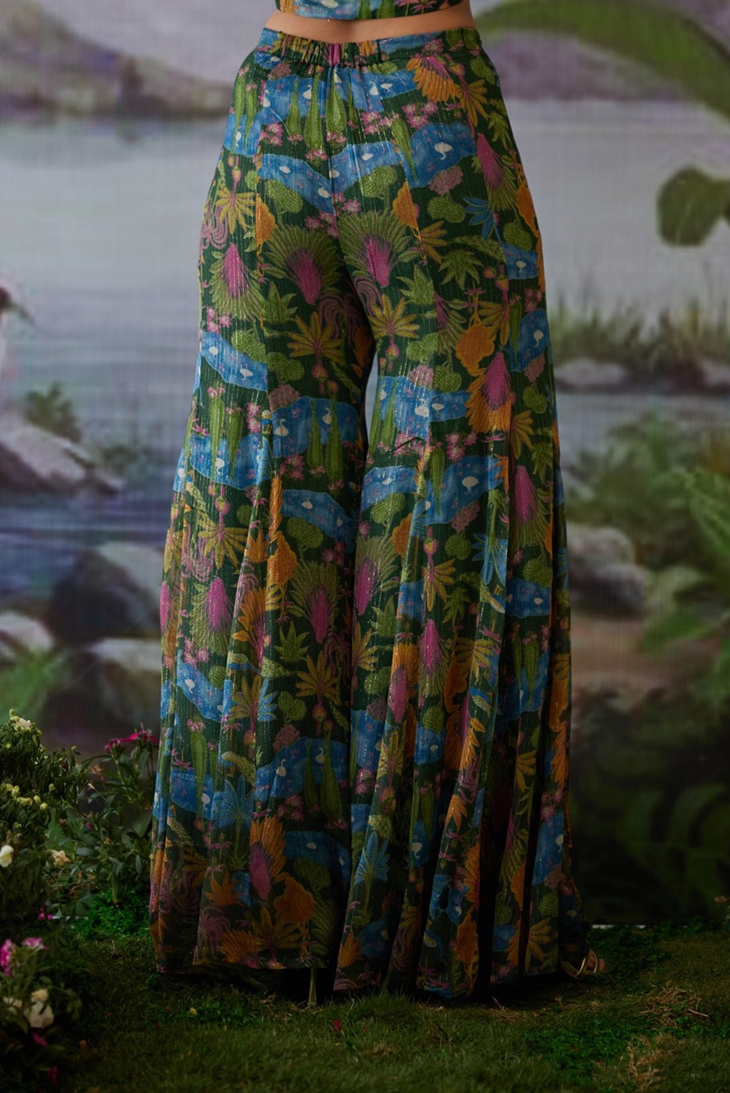 WOMEN'S GREEN LUREX CHIFFON KAURAVI GHARARA