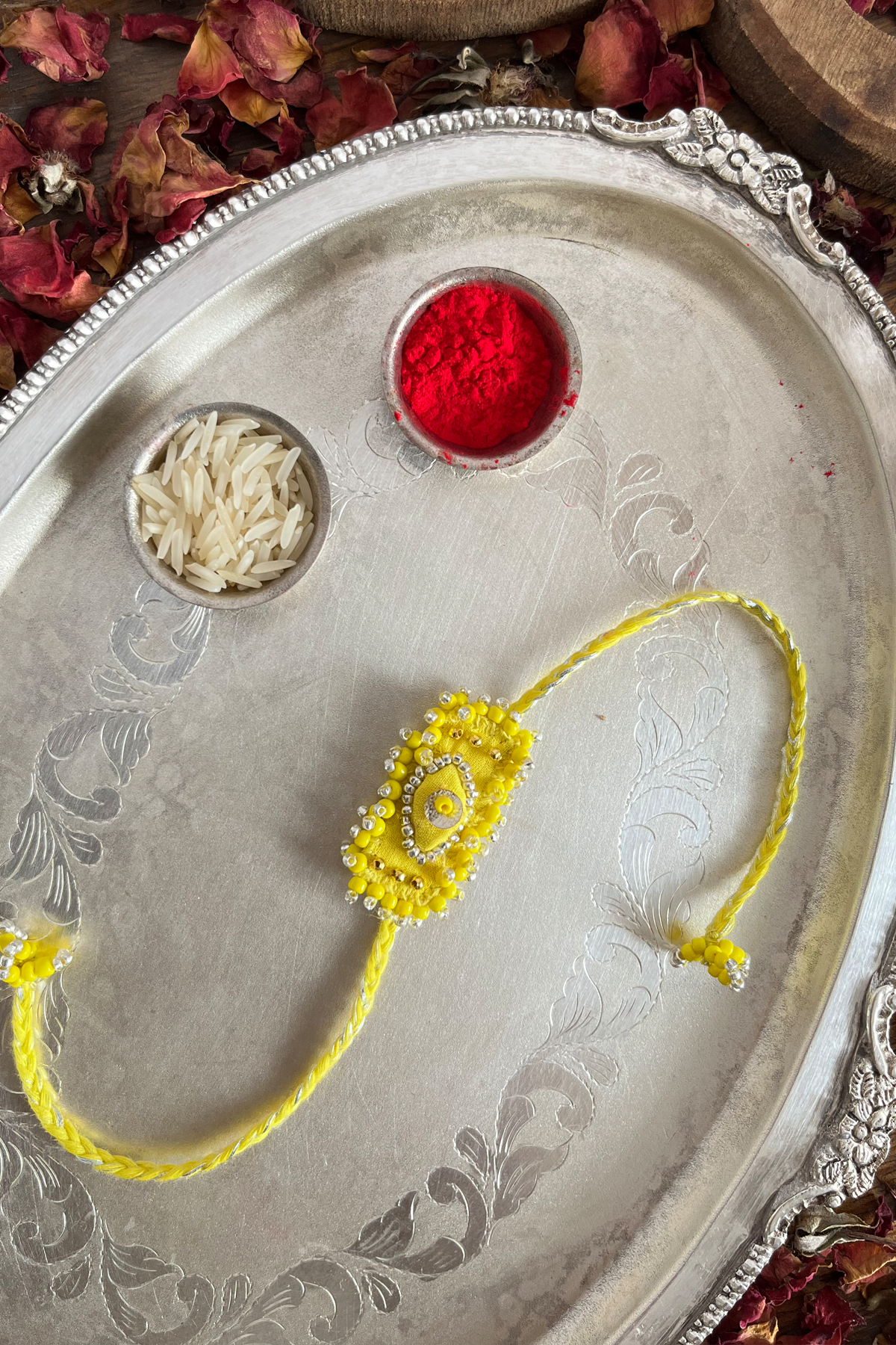 Sunehri Rakhi
