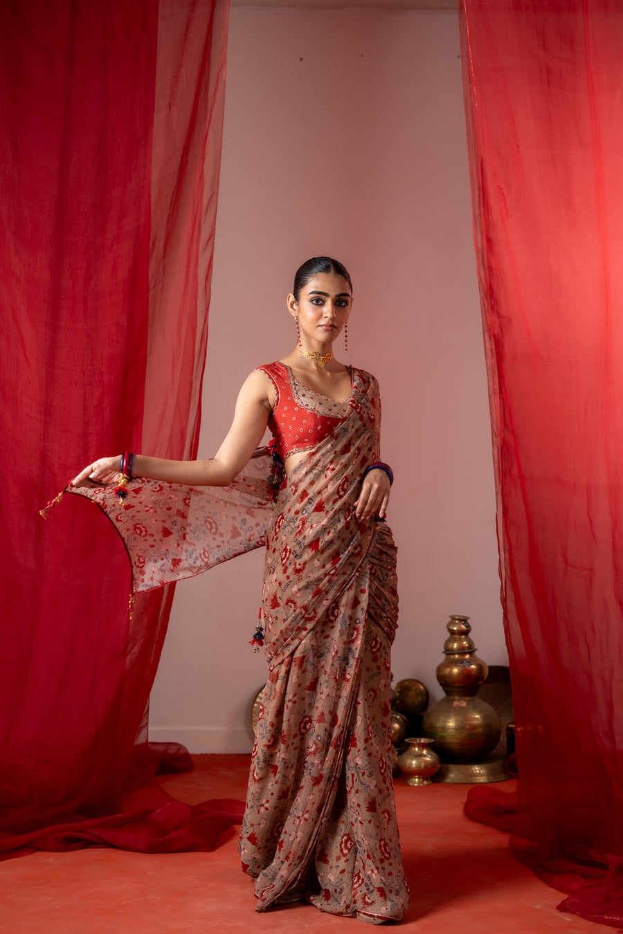 ROSHNI SAREE WITH UNSTITCHED BLOUSE PIECES