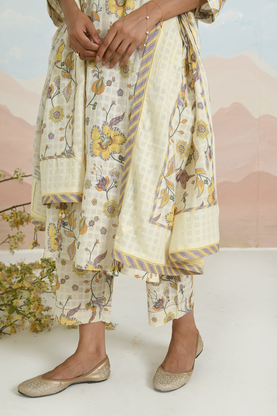 DAHLIA KURTA - SET OF 3