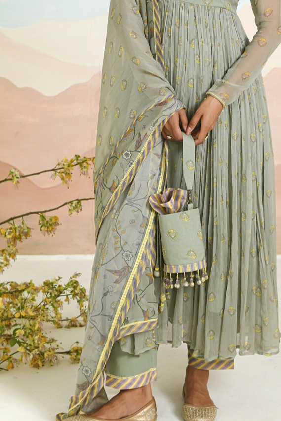 "WOMEN'S GREEN CHIFFON,  COTTON DOBBY JASMERA POTLI"