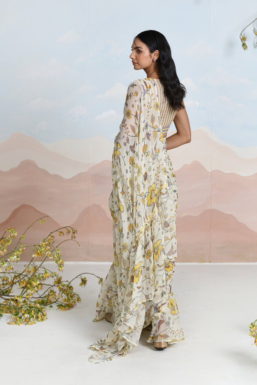 SUNDRENCHED SAREE