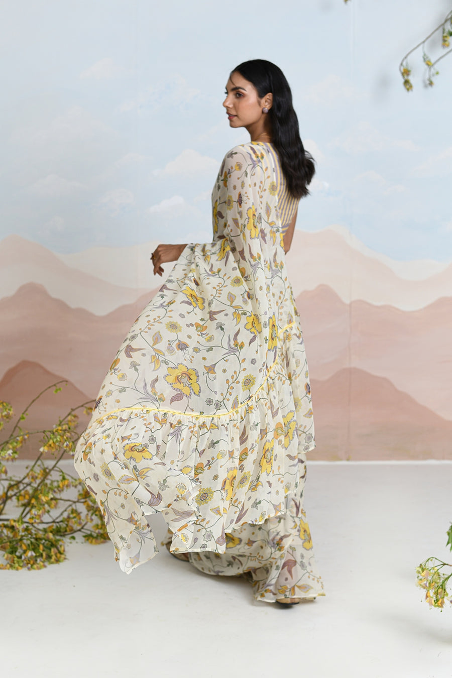 SUNDRENCHED SAREE