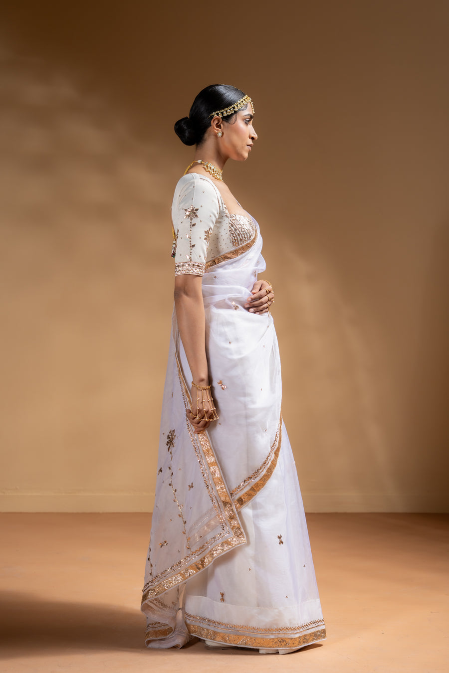 MRIDULA SAREE WITH UNSTITCHED BLOUSE