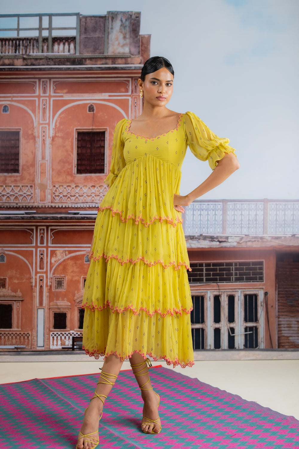 NEER DRESS