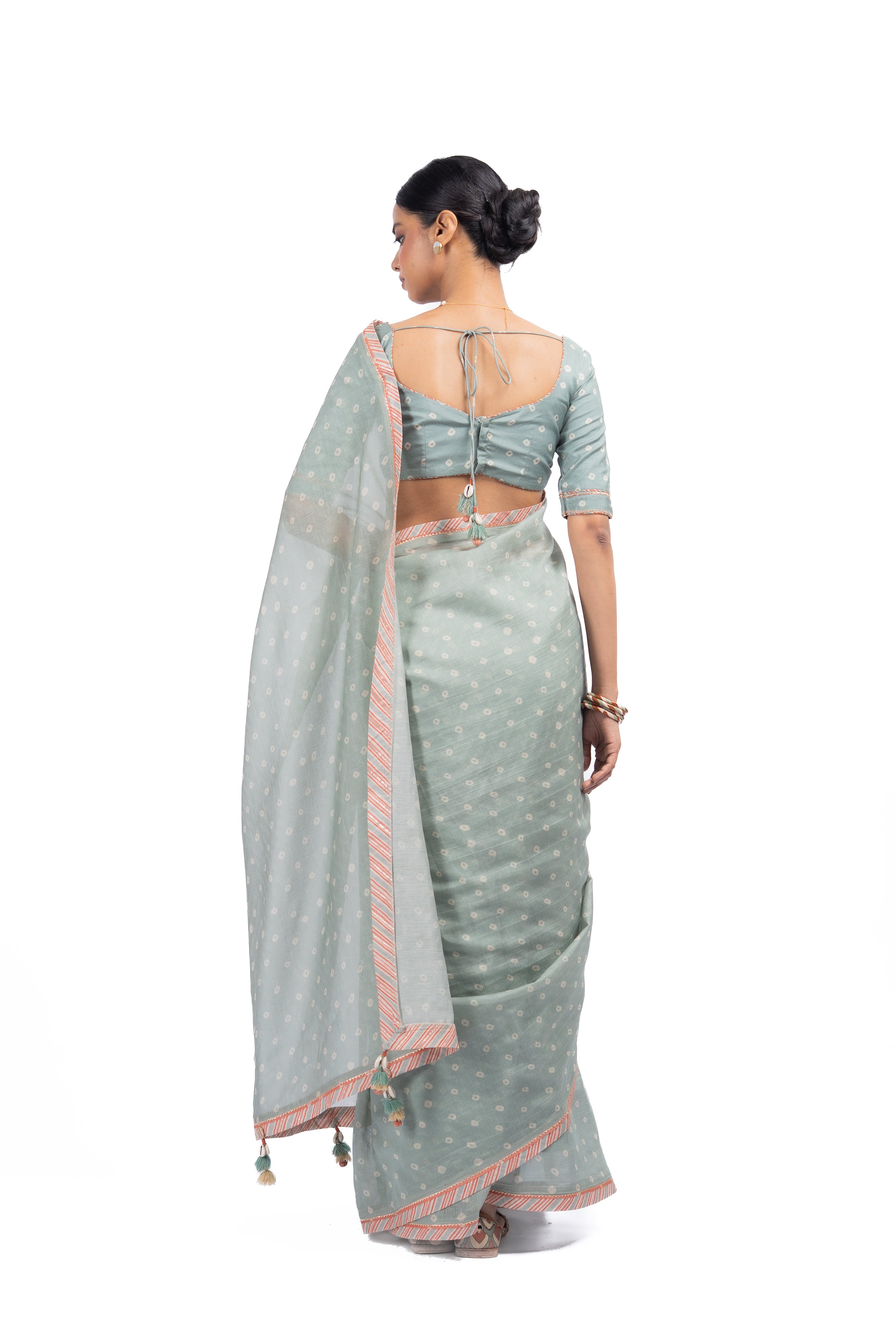GREEN CHANDERI SUNEHRI SAREE SET