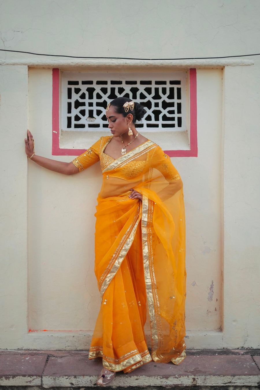 SUNEHRI  SAREE WITH UNSTITCHED BLOUSE