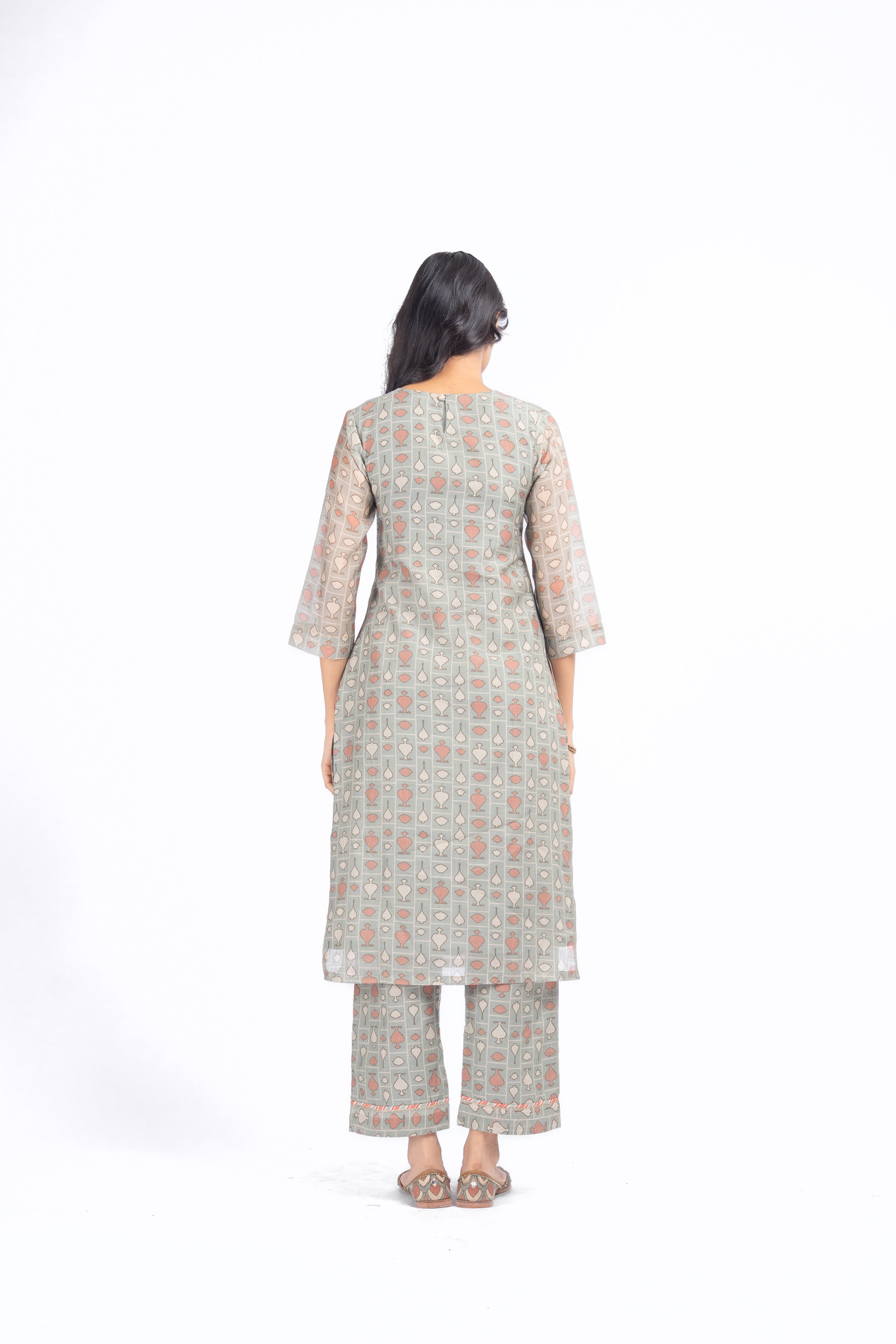 GREEN CHANDERI NEEL KAMAL KURTA SET