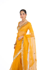 SUNEHRI SAREE WITH UNSTITCHED BLOUSE