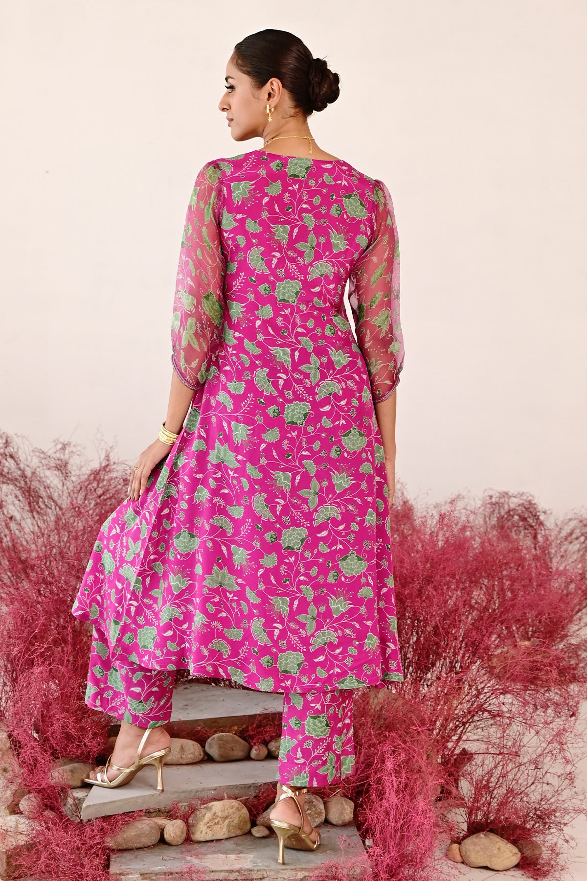 WOMEN'S GREEN AND MAGENTA CREPE & ORGANZA LEELA A-LINE KURTA