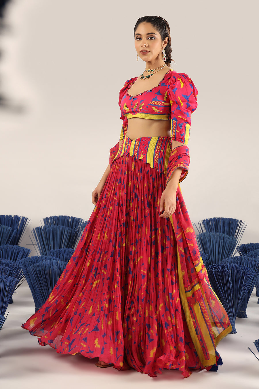 Gher Lehenga set of 3 °