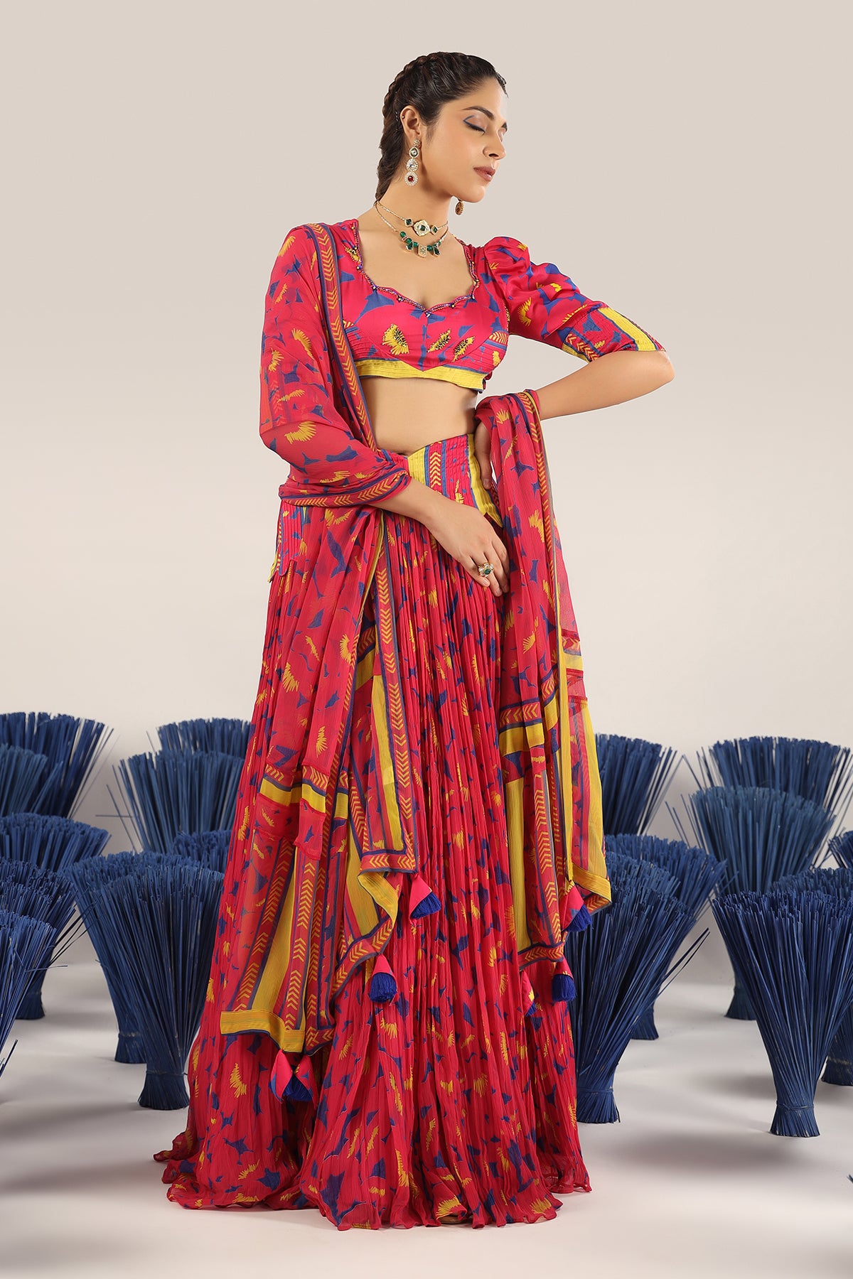 Gher Lehenga set of 3 °