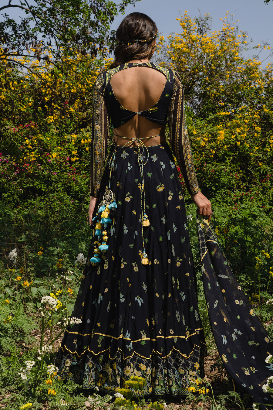 Cosmos Lehenga Set Of 3 °