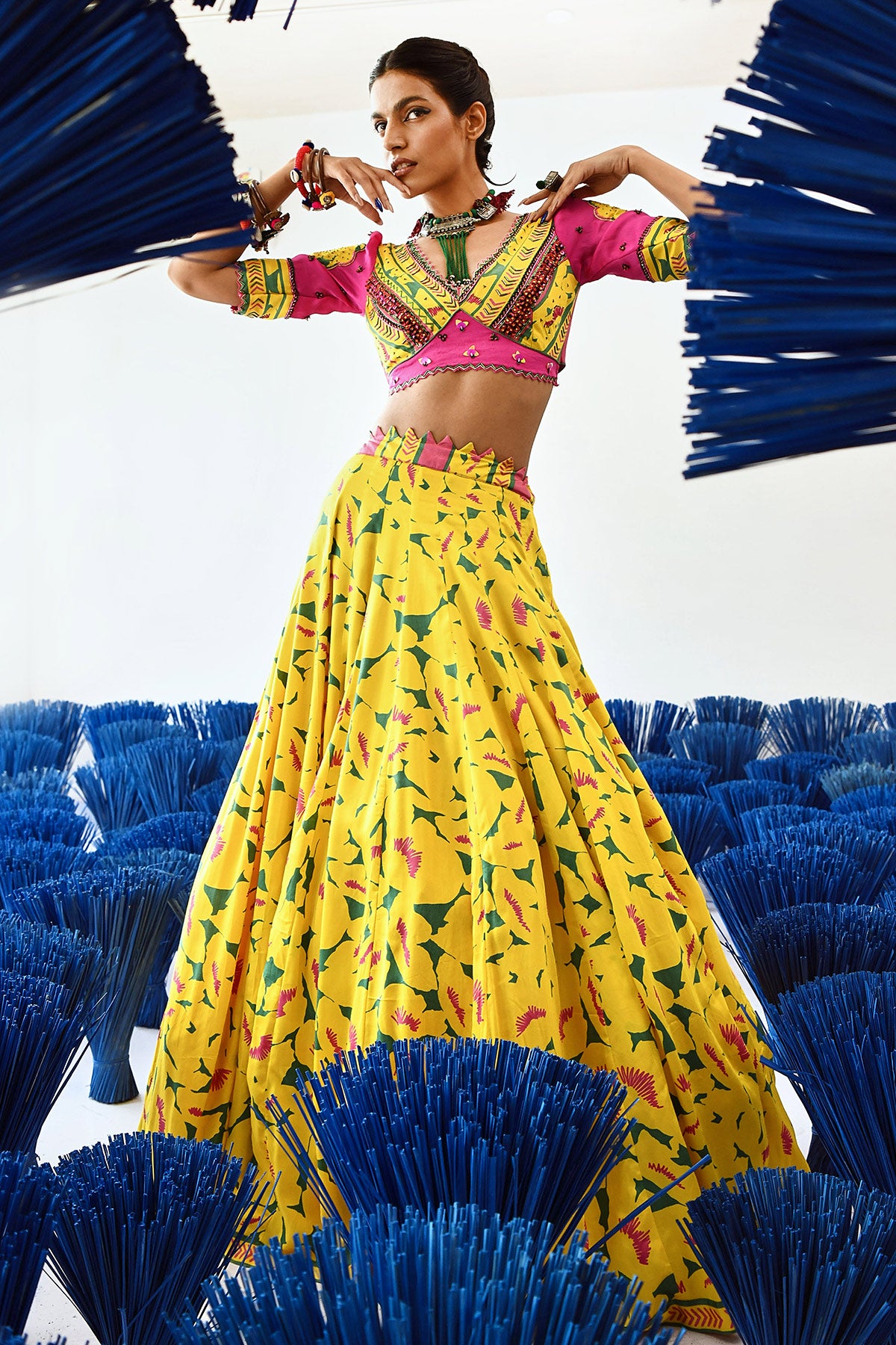 Vatikah Lehenga Set Of 3 °