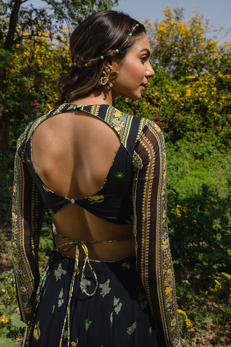 Cosmos Lehenga Set Of 3 °