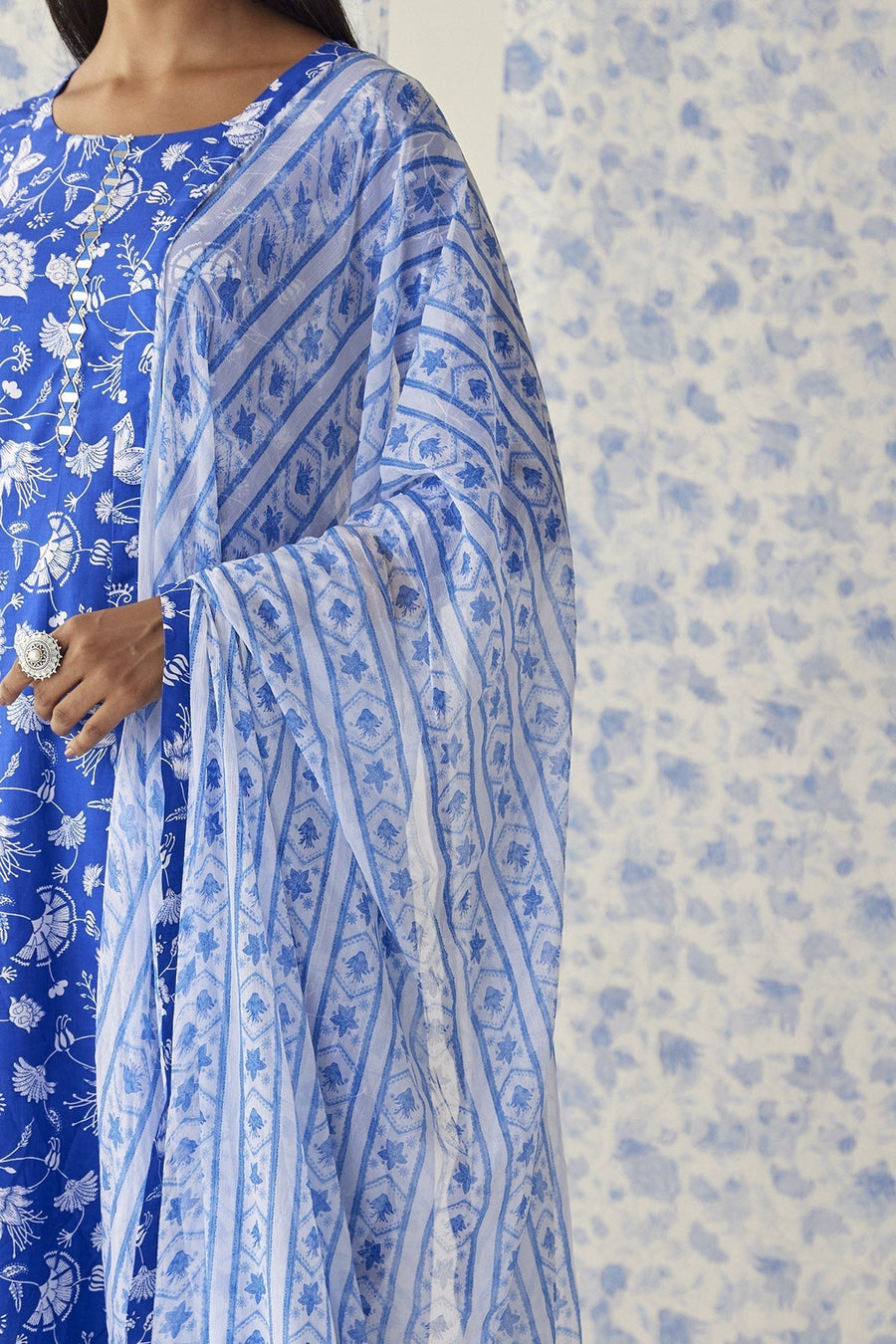 Aaina Dupatta - Baise Gaba