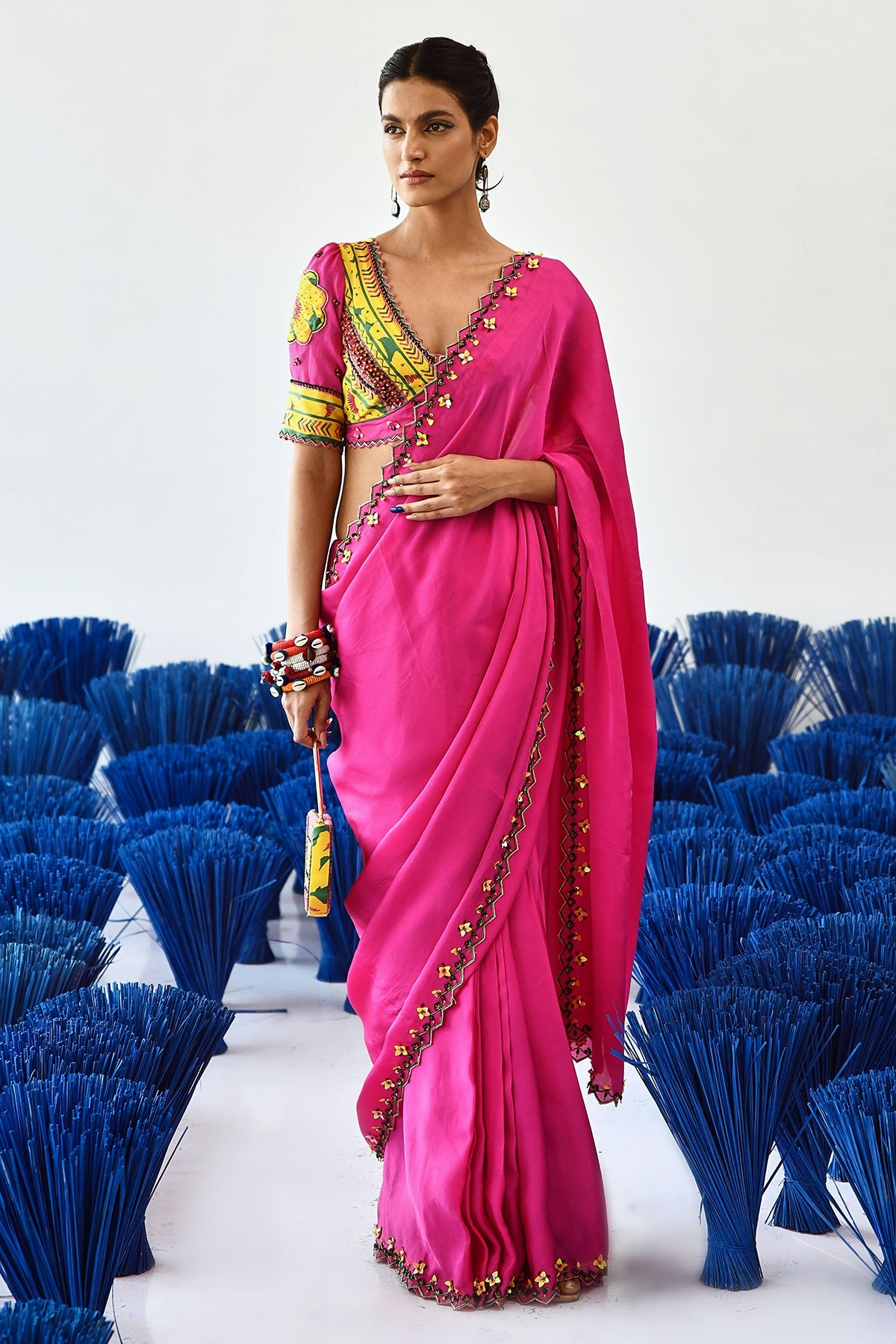 Banno Saree - Baise Gaba