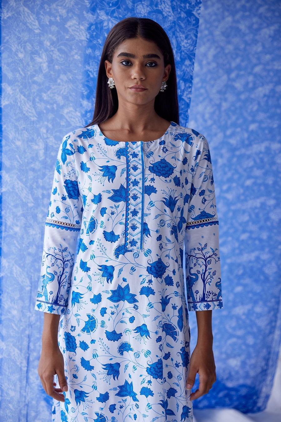 Megh Straight Suit Set Of 3 - Baise Gaba