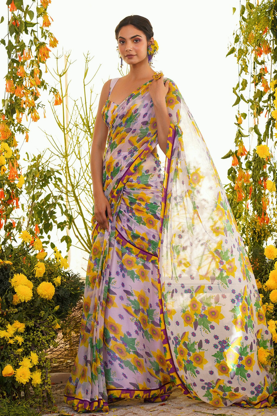 Muqaddas Saree - Baise Gaba