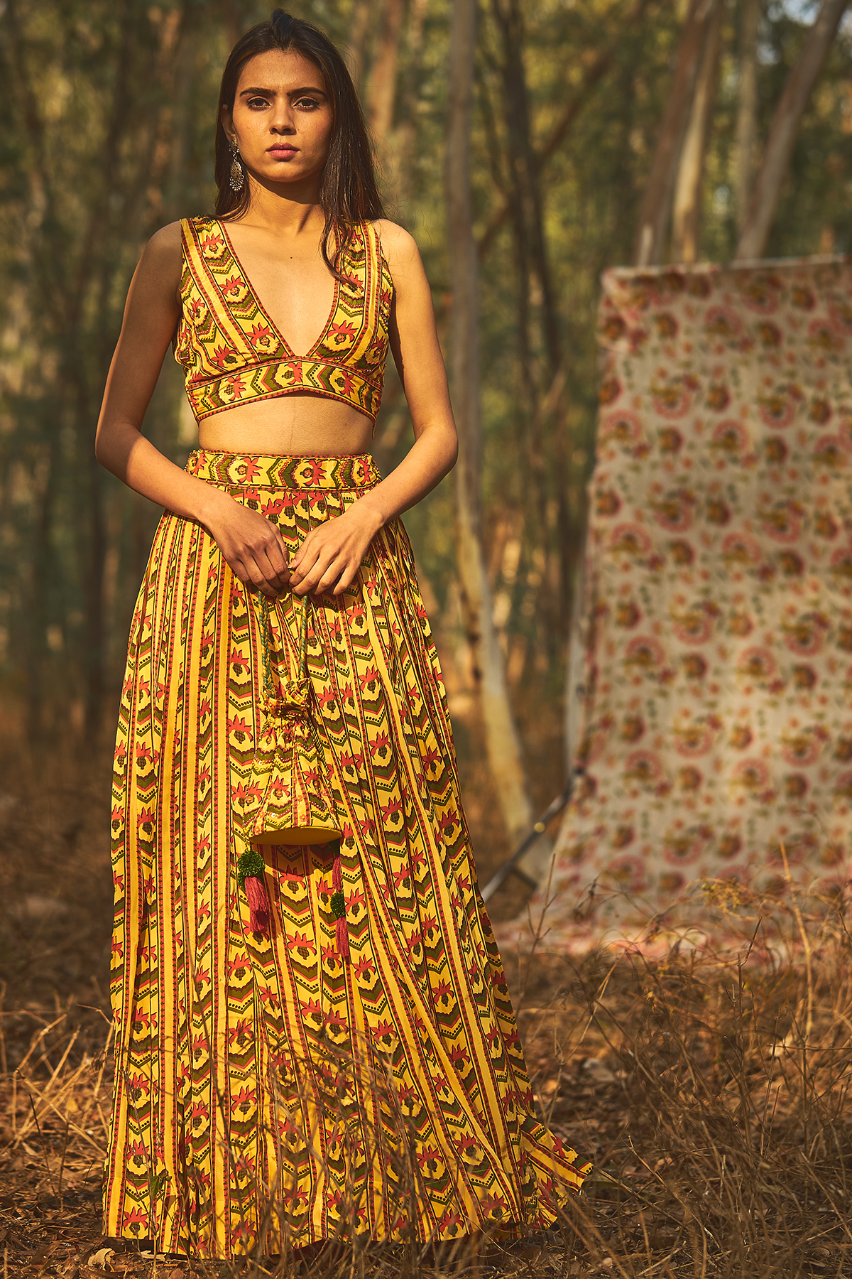 Puncture Skirt Crop Top Set Of 2 - Baise Gaba