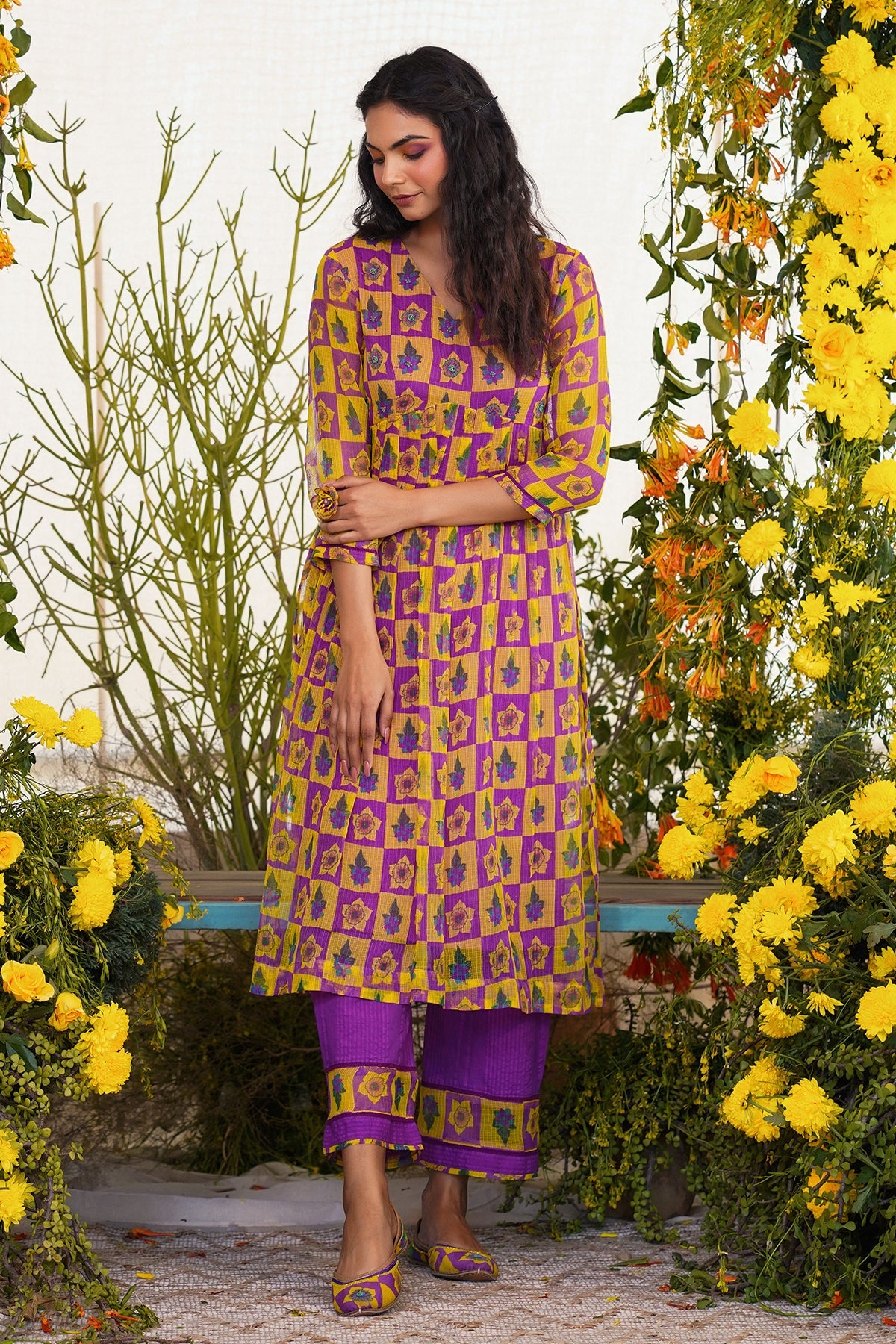 Qurbat Kurta Set Of 2 - Baise Gaba