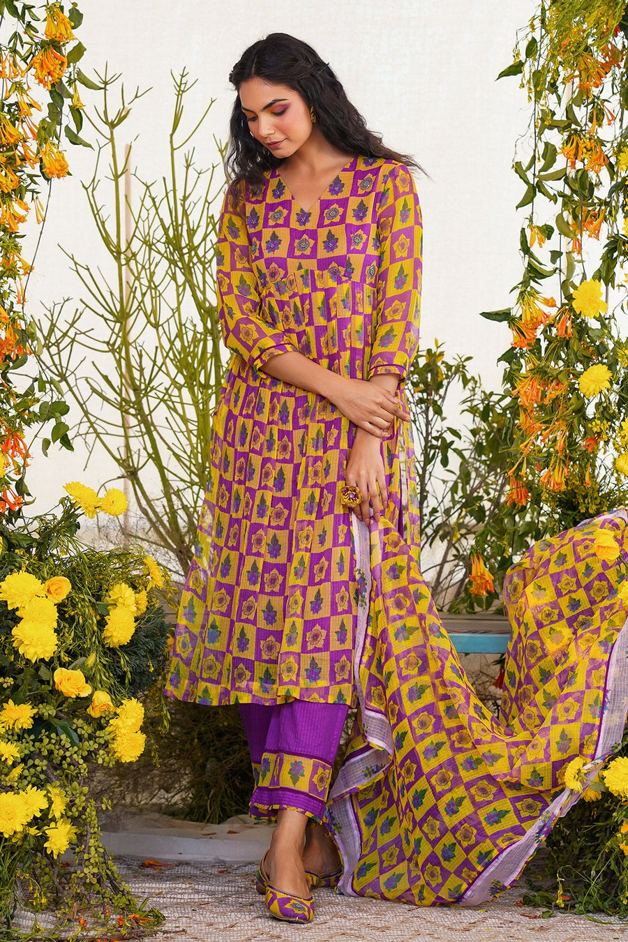 Qurbat Kurta Set Of 2 - Baise Gaba