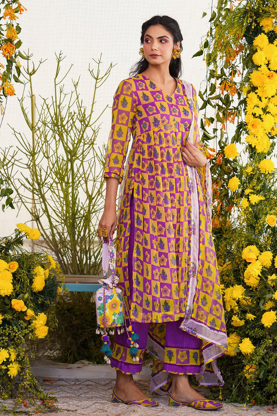 Qurbat Kurta Set Of 2 - Baise Gaba