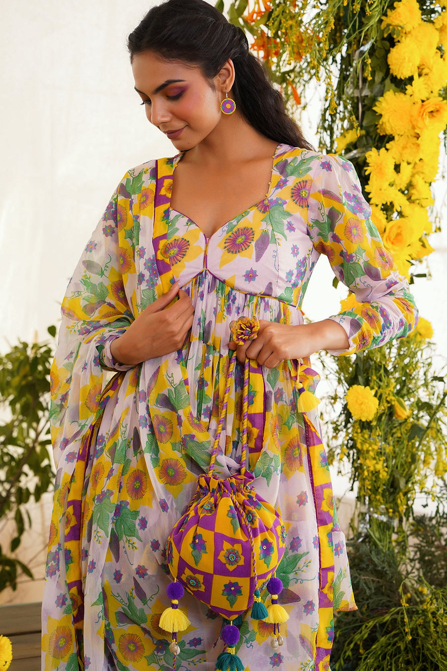 Sayonee Top - Baise Gaba