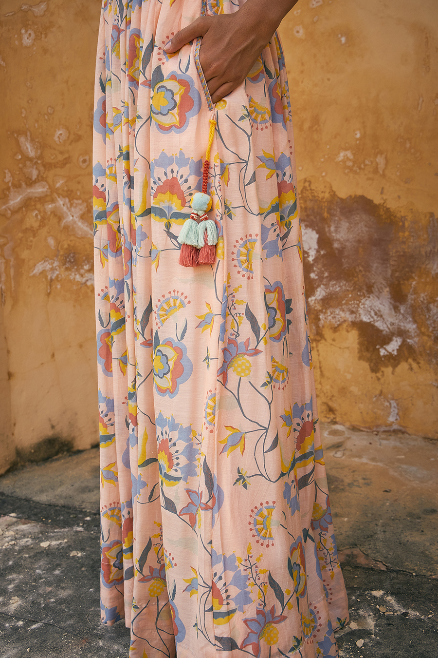 Vishudh Blouse Skirt And Overlay Set Of 3 - Baise Gaba